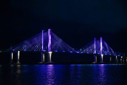 Governo do Estado inaugura nova iluminação cênica da Ponte Construtor João Alves