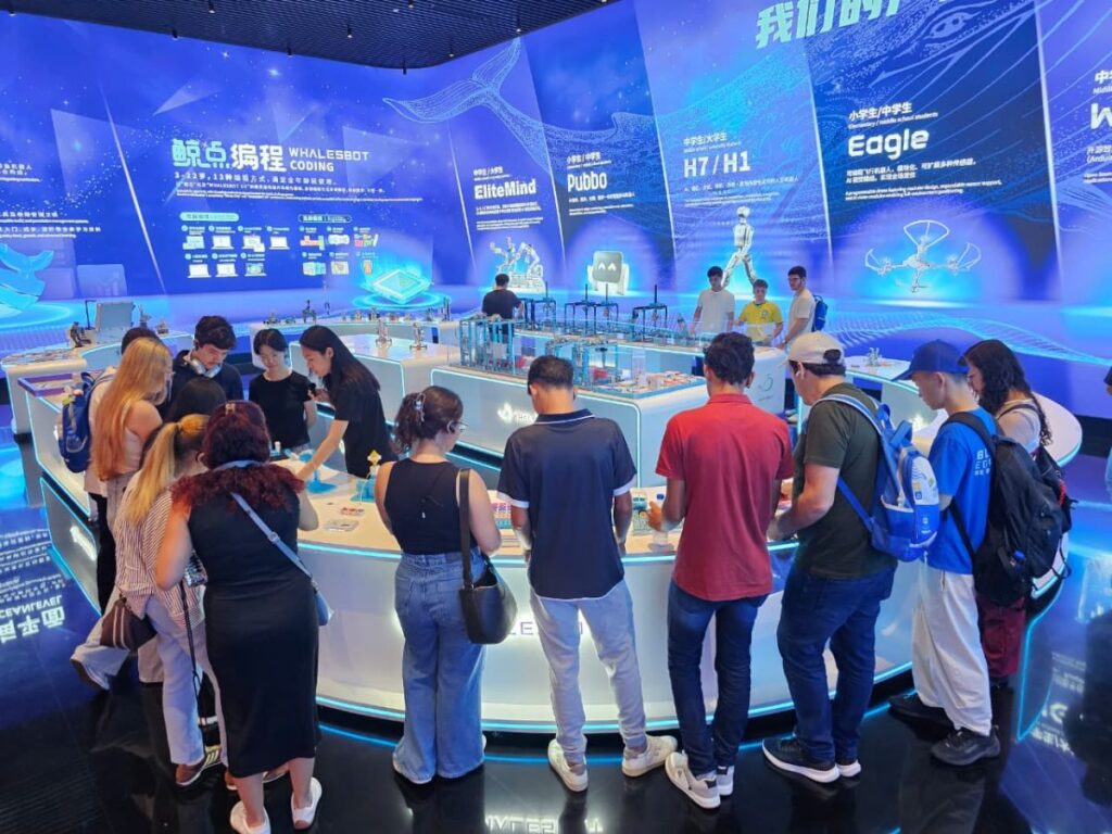 Intercambistas do Sergipe no Mundo imergem em novas tecnologias e robótica na China