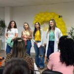Ipesaúde reforça importância da amamentação em ação do Agosto Dourado