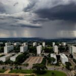 Orçamento de 2027 limita reajuste real de servidores públicos