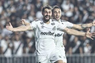 Santos desencanta no 2º tempo e atropela o Vasco pelo Brasileirão
