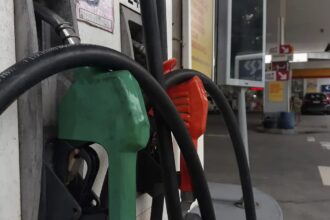 Segunda maior refinaria do país reduz preço da gasolina em 11,3%
