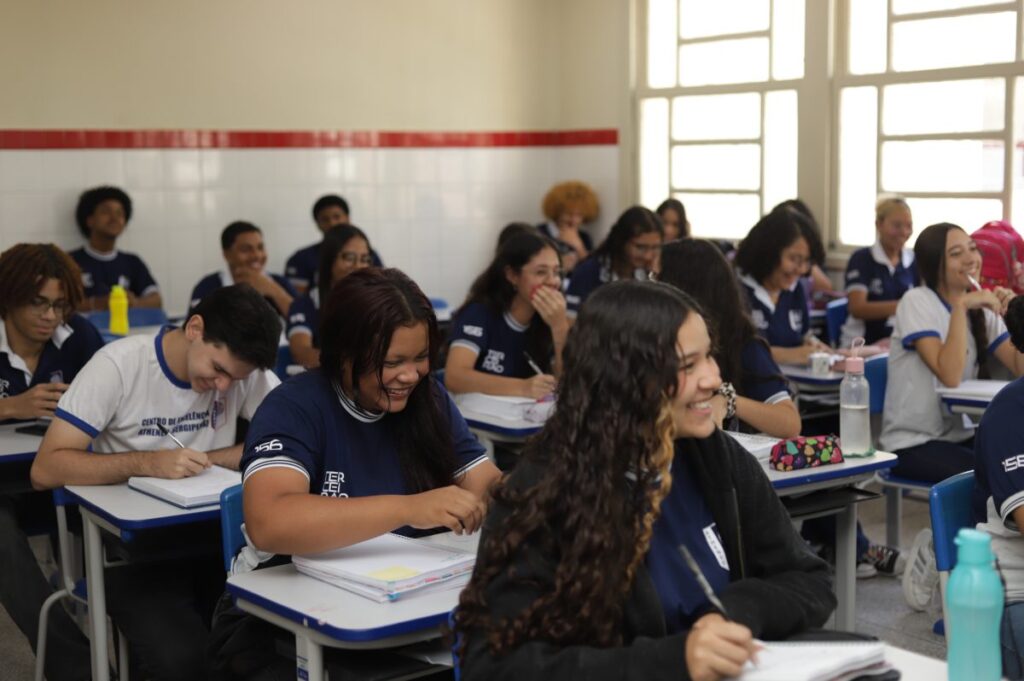 Sergipe está entre os sete estados brasileiros que mais crescem no Ideb do Ensino Médio