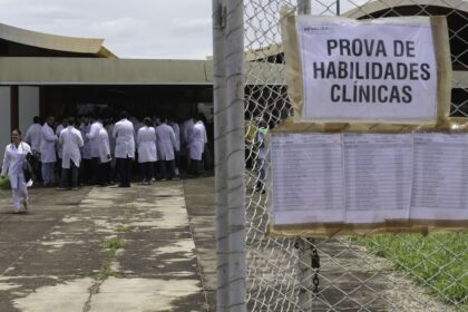 Revalida 2026/2: prazo de envio de diploma médico termina dia 19