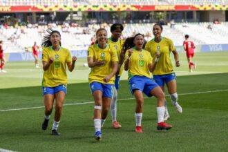 Seleção feminina derrota Canadá e avança às oitavas do Mundial Sub-20