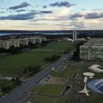 Economia: Lula e Flávio divergem sobre ajuste fiscal e papel do Estado