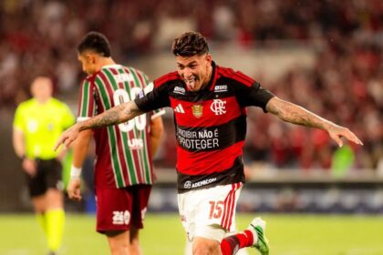Flamengo mantém a liderança do Brasileirão após rodada de clássicos