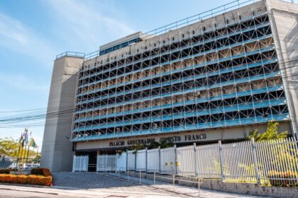 Governo de Sergipe transfere ponto facultativo do Dia do Servidor Público para 30 de outubro