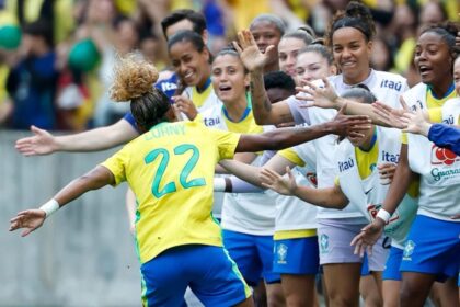 Seleção feminina faz 3 a 1 na Argentina em primeiro jogo no Beira-Rio